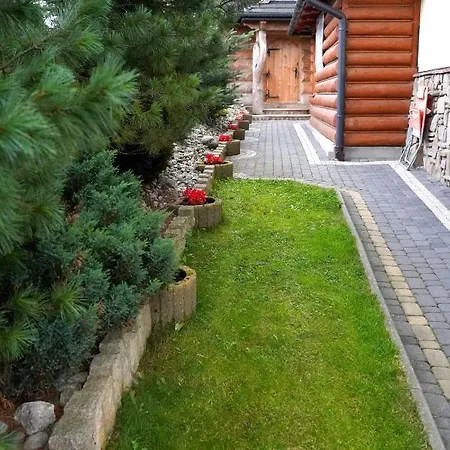 Dziubas Z Jacuzzi & Sauna Bed & Breakfast 3*