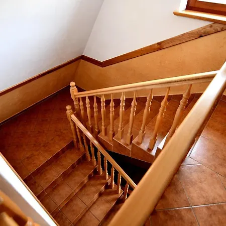 Dziubas Z Jacuzzi & Sauna Bed & Breakfast 3*