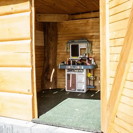 Dziubas Z Jacuzzi & Sauna 3*