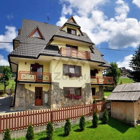 Dziubas Z Jacuzzi & Sauna Bed & Breakfast 3*