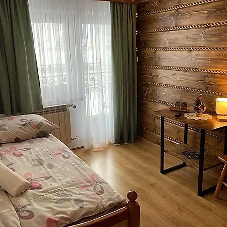 Dziubas Z Jacuzzi & Sauna 住宿加早餐酒店 Ciche Małe