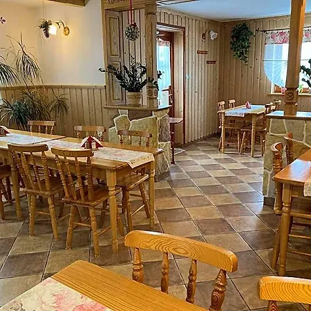 住宿加早餐酒店 Dziubas Z Jacuzzi & Sauna 3*