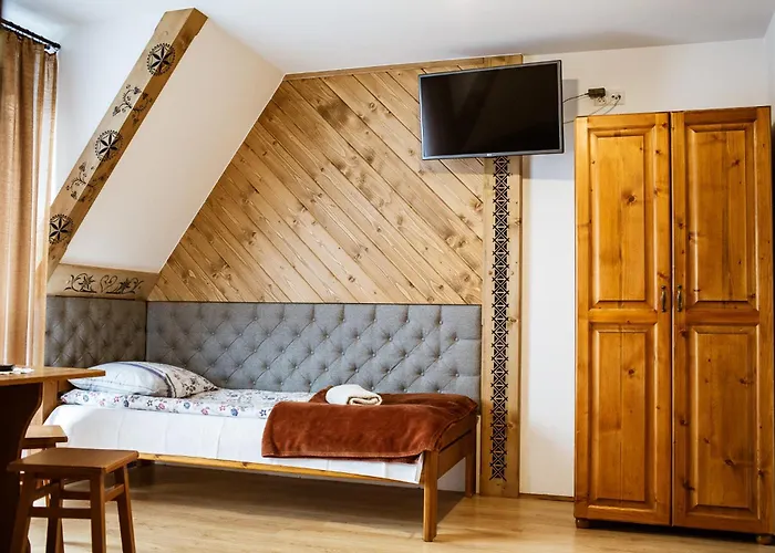 Nocleg ze śniadaniem Dziubas Z Jacuzzi&sauną Małe Ciche